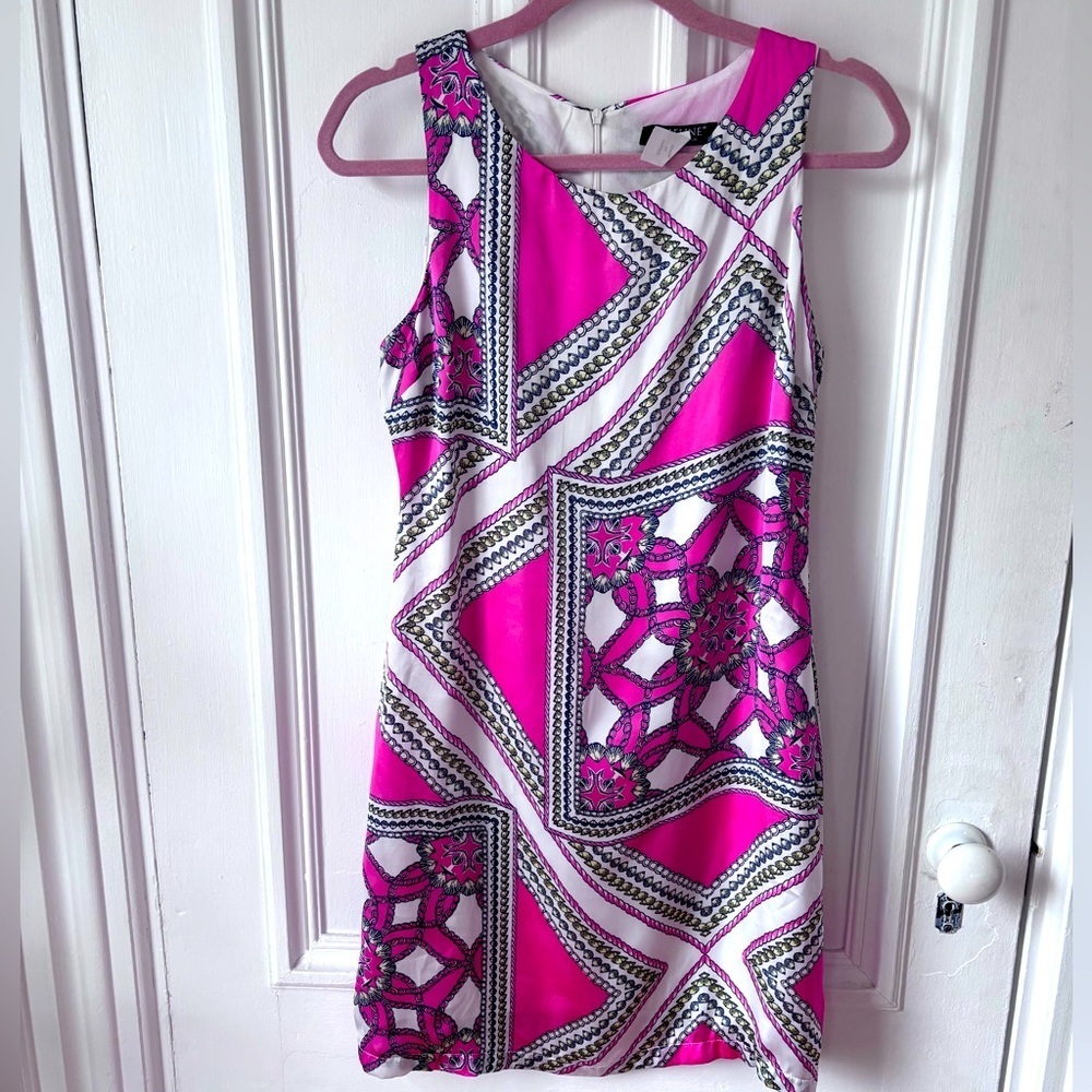 Women’s Appleline 100% Silk Sleeveless Zip Back Lined Pink Geometric Print Dress